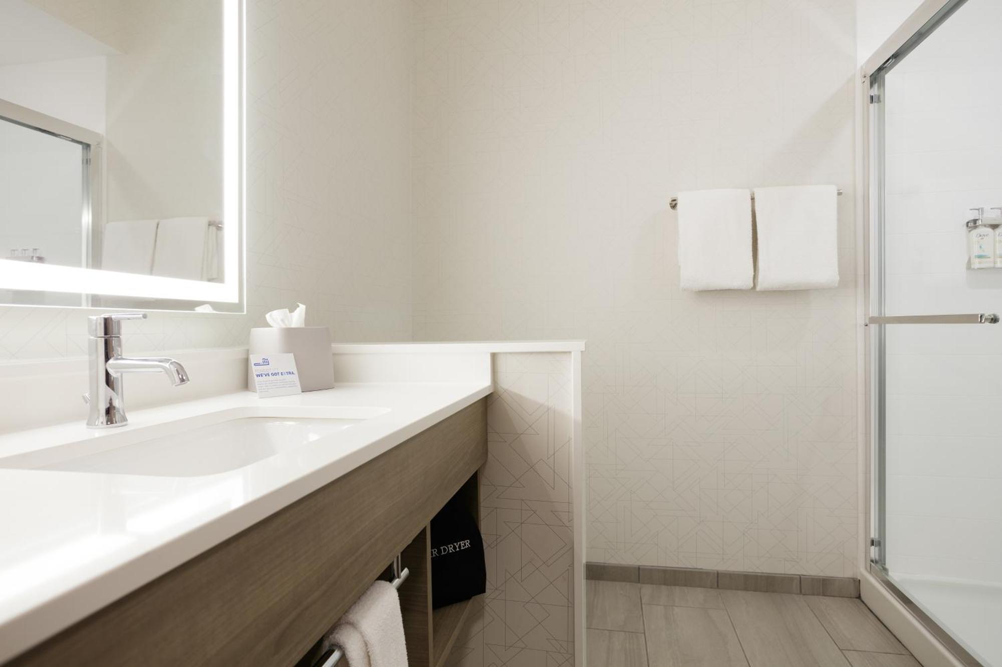 Holiday Inn Express - South Haven By Ihg Екстер'єр фото